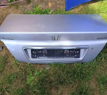 Honda Accord Tailgate/trunk/boot lid NH623M