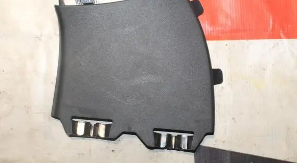 Volvo XC60 (D)pillar trim (top) 30721167 D1053