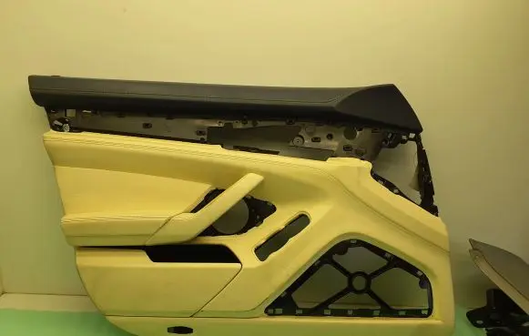 Porsche Panamera (970) Front door card panel trim 97055554121 970555301
