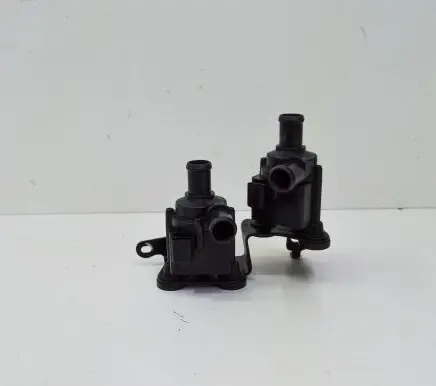 Audi A4 S4 B9 8W Electric auxiliary coolant/water pump 8W0121305A 06H121601N