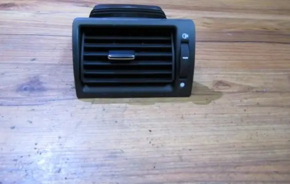 Ford Mondeo Mk III Dash center air vent grill 0112370 d1b1a