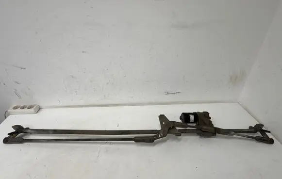 Citroen C4 I Front wiper linkage and motor 4046381V