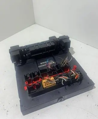 Volkswagen Golf V Comfort/convenience module 3C8937049D 08489071 H54S2602
