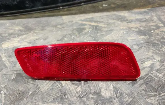 Opel Mokka B Rear tail light reflector 9835790680