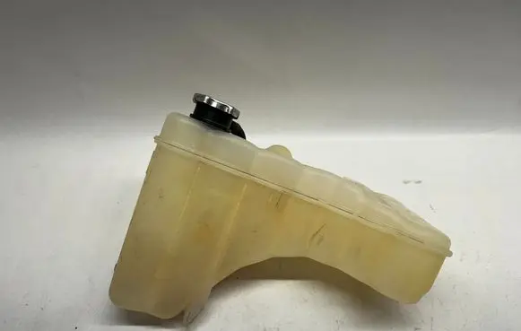 Dodge Challenger Coolant expansion tank/reservoir 68237637AB