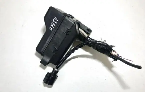 Toyota Corolla E120 E130 Fuse box set