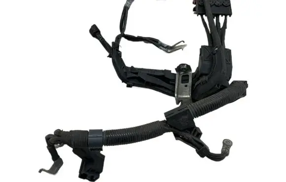 Toyota Prius (XW50) Positive cable (battery) OYT26216 8212347060A 82123-47060-A