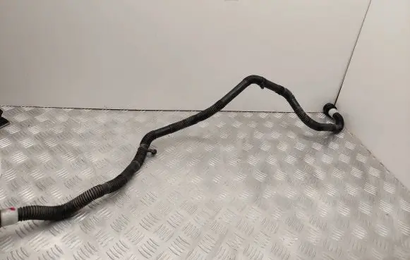 Tesla Model 3 Engine coolant pipe/hose