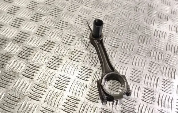 Volkswagen Golf VI Connecting rod/conrod 03la 28bv5 034050111