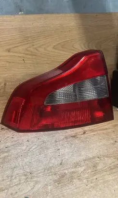 Volvo S80 Rear/tail lights 162515