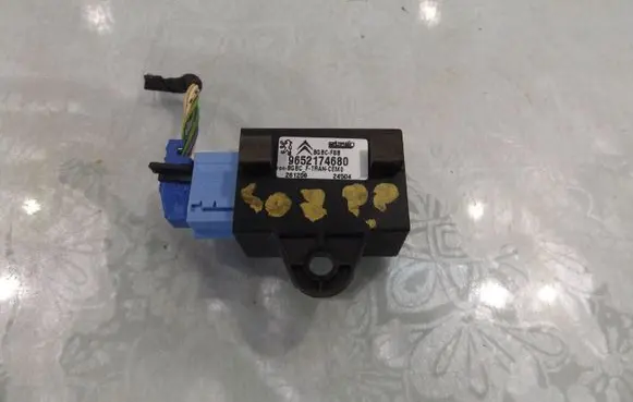 Peugeot 407 Other relay 9652174680