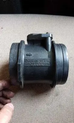 Audi A4 S4 B6 8E 8H Mass air flow meter 06c133471A