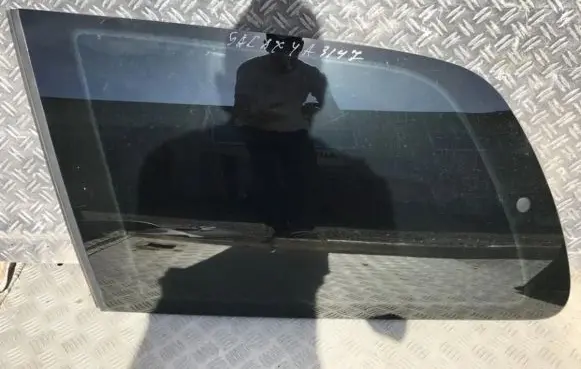 Ford Galaxy Rear side window