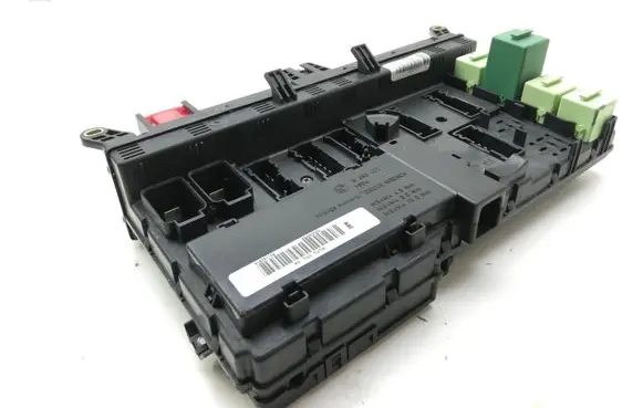 BMW X5 E53 Fuse module 8380409 8380407 8384525