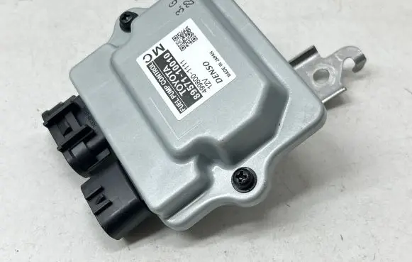 Toyota Yaris Cross Fuel injection pump control unit/module 8957110010 4998001111