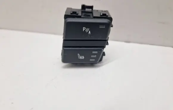 BMW 5 E60 E61 Seat heating switch 9140333 502239