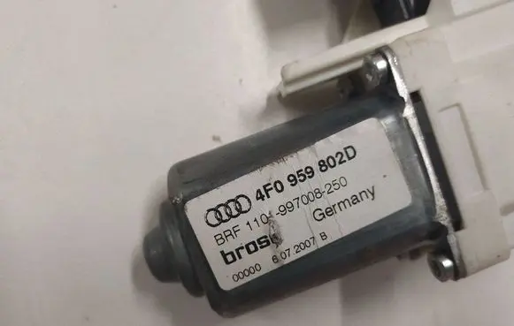 Audi A6 S6 C6 4F Front door window regulator with motor 4F0837462D 4F0959802D