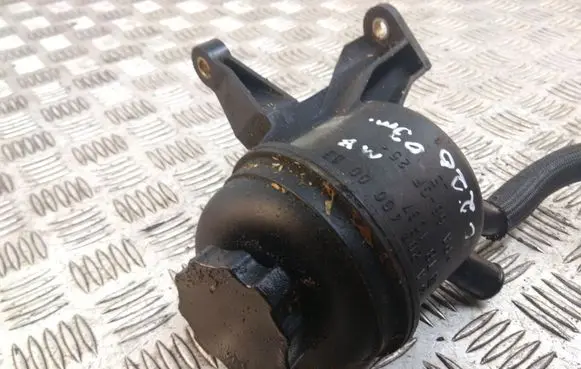 Mercedes-Benz C W203 Power steering fluid tank/reservoir A2034600083