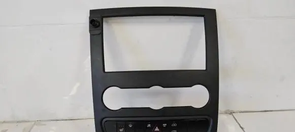 Mercedes-Benz Sprinter W906 Radio/GPS head unit trim A9066800017