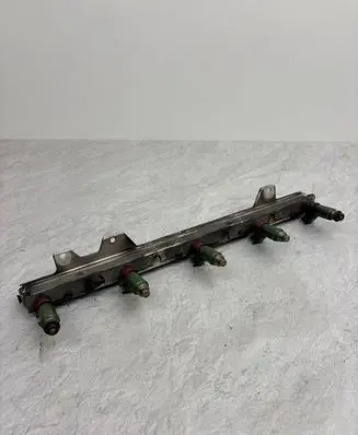 Volvo V70 Fuel injectors set 