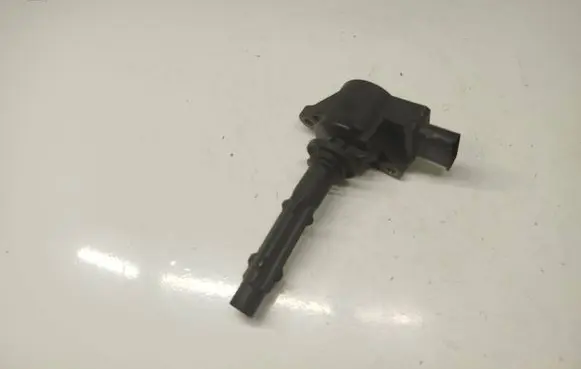 Mercedes-Benz CLS C219 High voltage ignition coil A0001501980