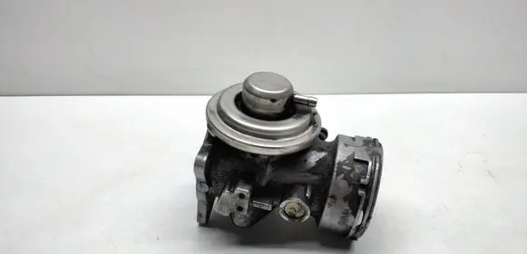 Ford Galaxy Throttle valve 038131501J