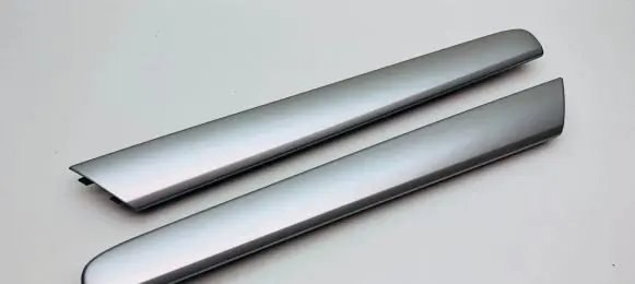 Volkswagen Sharan Front door trim bar 7N0867439 7N0867440