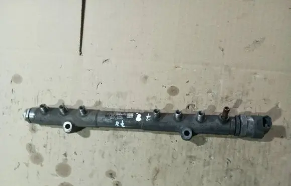 Volvo S80 Fuel main line pipe 30777554 002846 0445215023