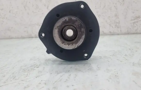 Volkswagen Touran I Front upper strut mount 