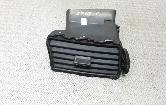 Chrysler Pacifica Dash center air vent grill