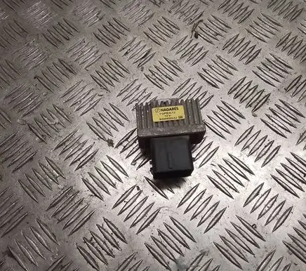 Glow plug pre-heat relay