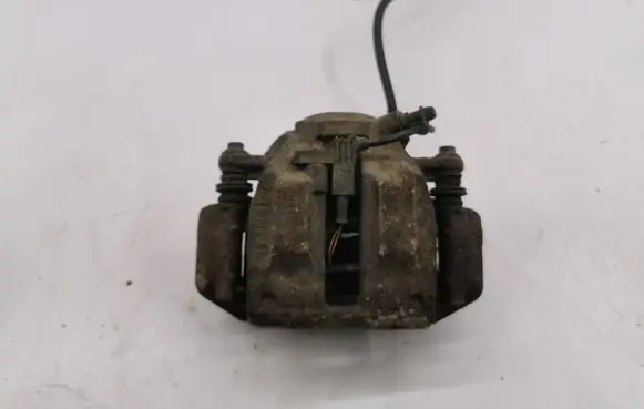 Mercedes-Benz C W203 Front brake caliper
