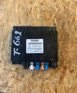 Volkswagen Touareg I Comfort/convenience module 7L6937049M 05066525 H51S3001