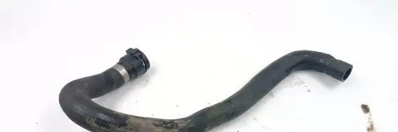 Audi A4 S4 B5 8D Engine coolant pipe/hose