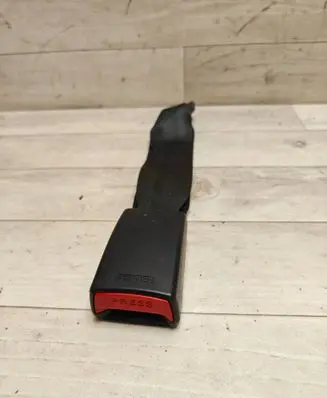 Hyundai i40 Middle seatbelt buckle (rear) 