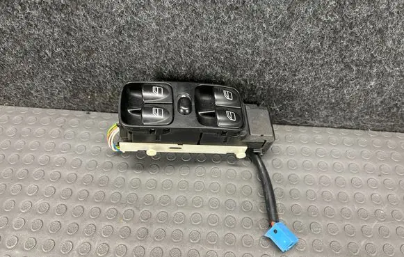 Mercedes-Benz C W203 Electric window control switch A2038218051