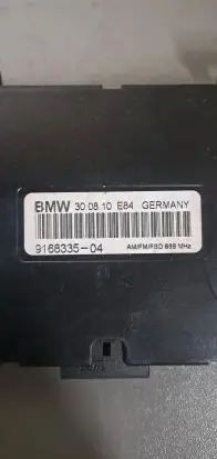 BMW X1 E84 Antenna control unit 916833504 300810E84
