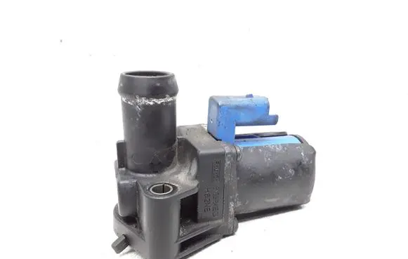Volvo V60 Coolant heater control valve BM5G18495DA