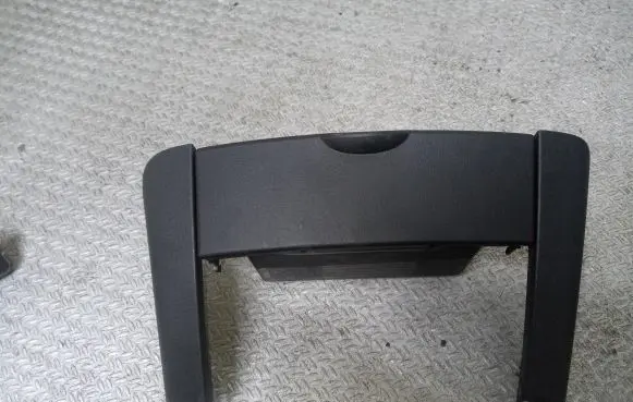 KIA Ceed Dashboard storage box/compartment 847701H000