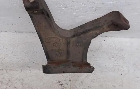 Ford Kuga III Muffler mount bracket/holder JX615K291AB