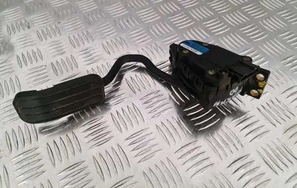 Volkswagen Sharan Accelerator throttle pedal 7M3723507BYM219F836FA