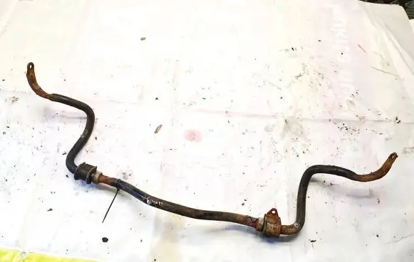 Toyota Avensis T250 Front anti-roll bar/sway bar