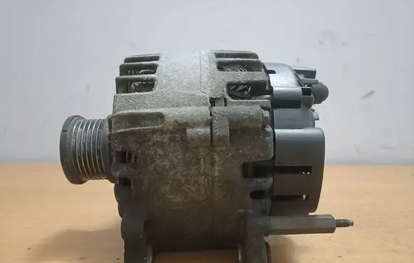 Volkswagen Transporter - Caravelle T6 Generator/alternator 03L903023L
