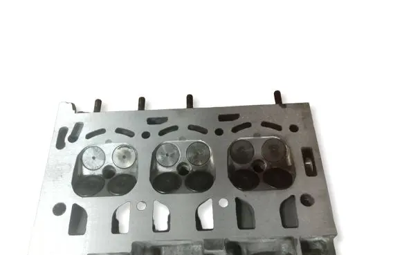 Skoda Fabia Mk1 (6Y) Engine head 03E103373E