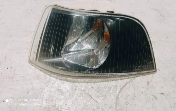 Volvo S40, V40 Front indicator light
