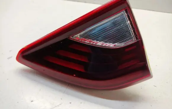 KIA Stonic Tailgate rear/tail lights 92404H8 34765 E1334765