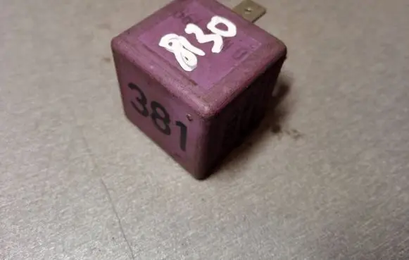 Audi A6 S6 C5 4B Other relay 431951253G 899516 899516000