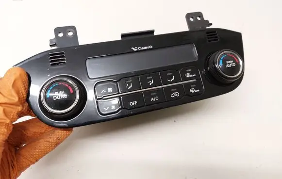 KIA Sportage Climate control unit 972503U601