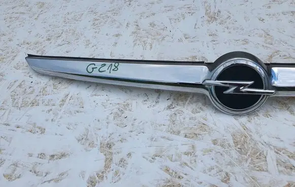 Opel Zafira C Tailgate trim 20907405