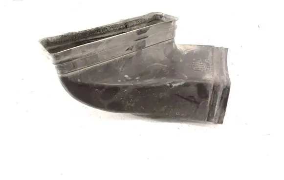 Volkswagen PASSAT B5.5 Air intake duct part 3B0129565B 3B0129617D